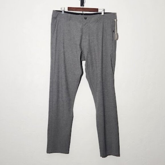 Vuori Men's Aim Pants in size 36